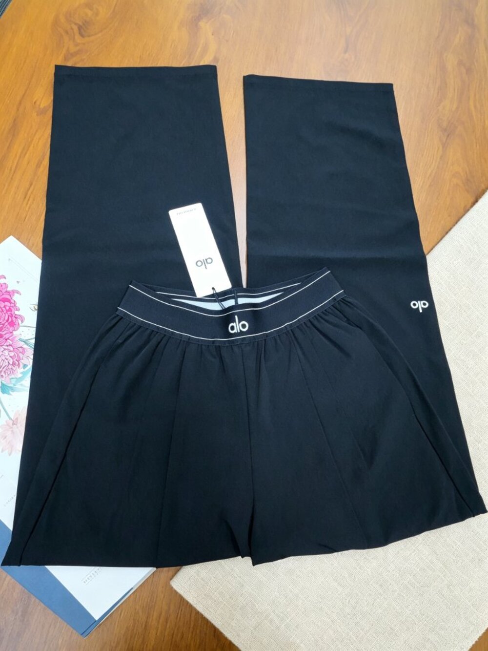 Black ALO Yoga Suit Up Trouser NWT 30" Inseam Wide Relaxed Fit👩🎨EverydayStyle - Picture 3 of 12
